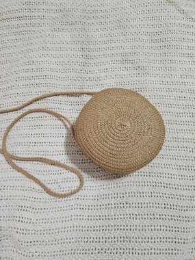 Round Woven Crossbody Bag in Tan
